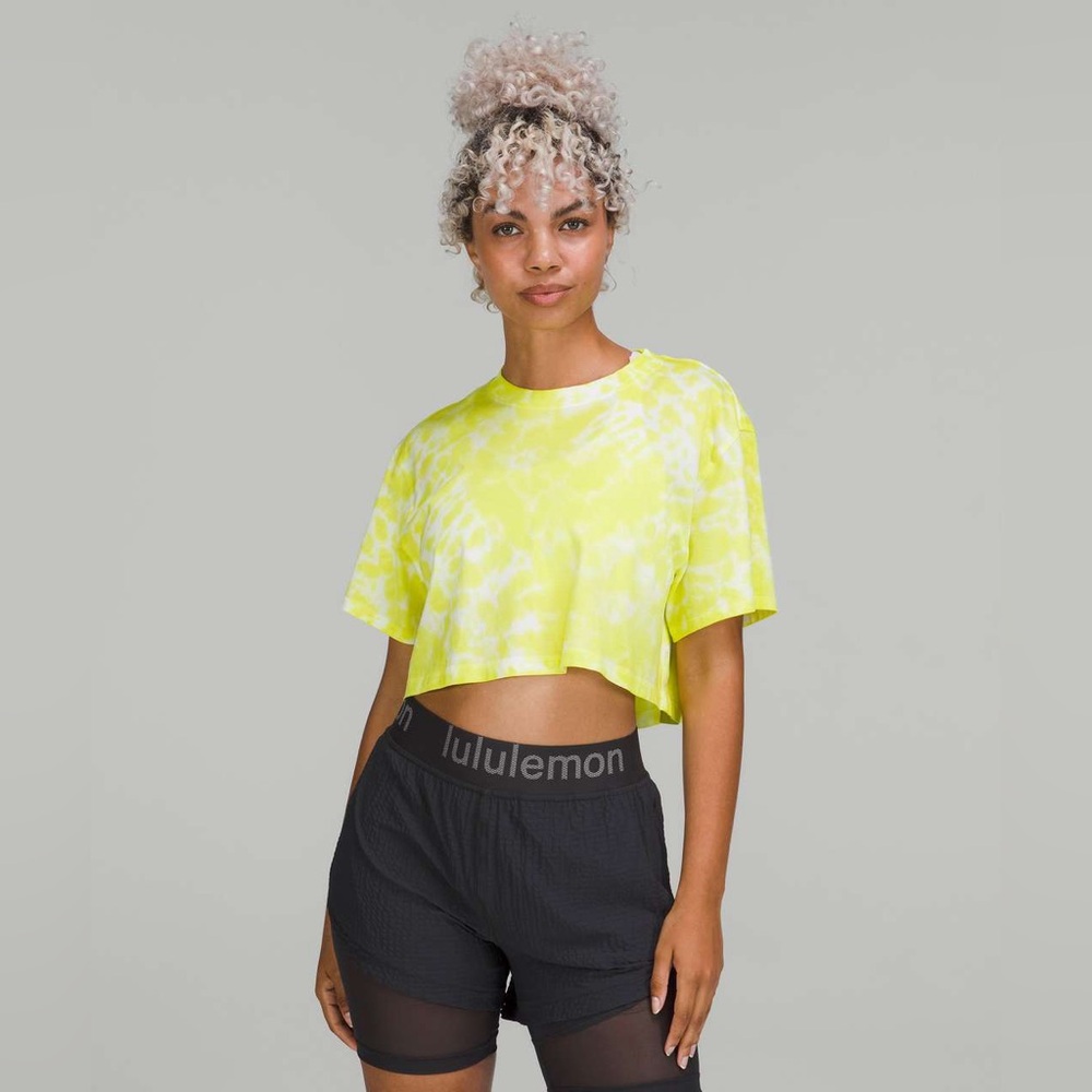 Lululemon All Yours Yellow Tie Dye Crewneck Crop Top Short Sleeve Shirt 817